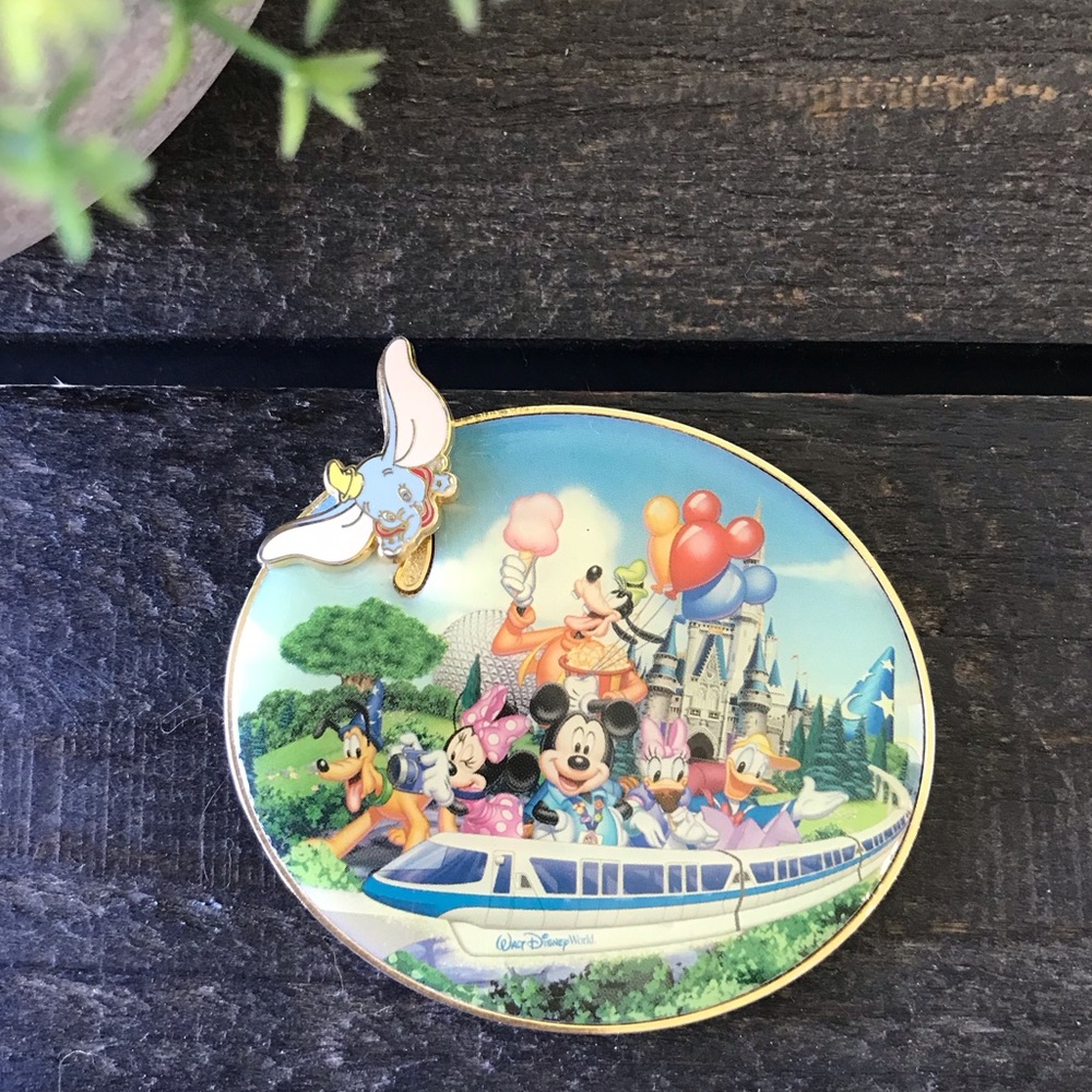 Walt Disney World Mickey & Friends on Monorail Collectible Oval Magnet 2” Metal
